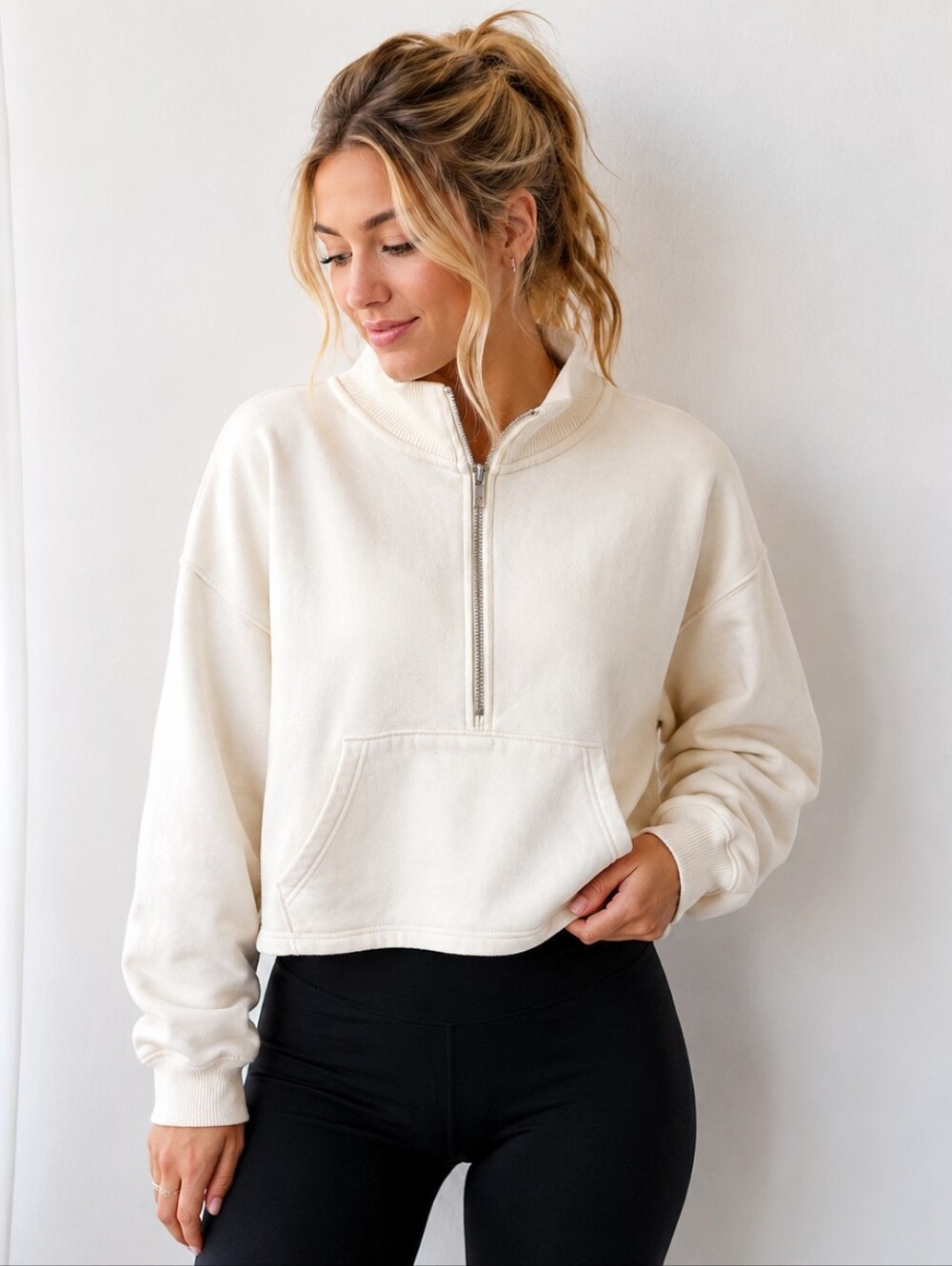 PINK Victoria’s Secret Medium Cream Ivory Cropped Half Zip Pullover Sweatshirts